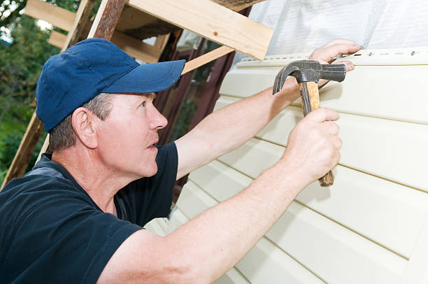 Best Siding Painting and Refinishing  in Gateway, FL